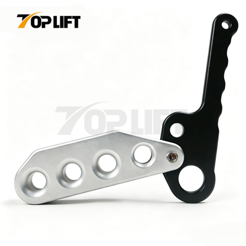 TP-RD01 Self-braking Fire Rope Handheld Descender 4 Hole Descender Rock Climbing Life-saving Downhill Equipment